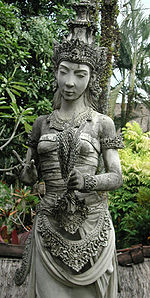 米の女神デウィ・スリ